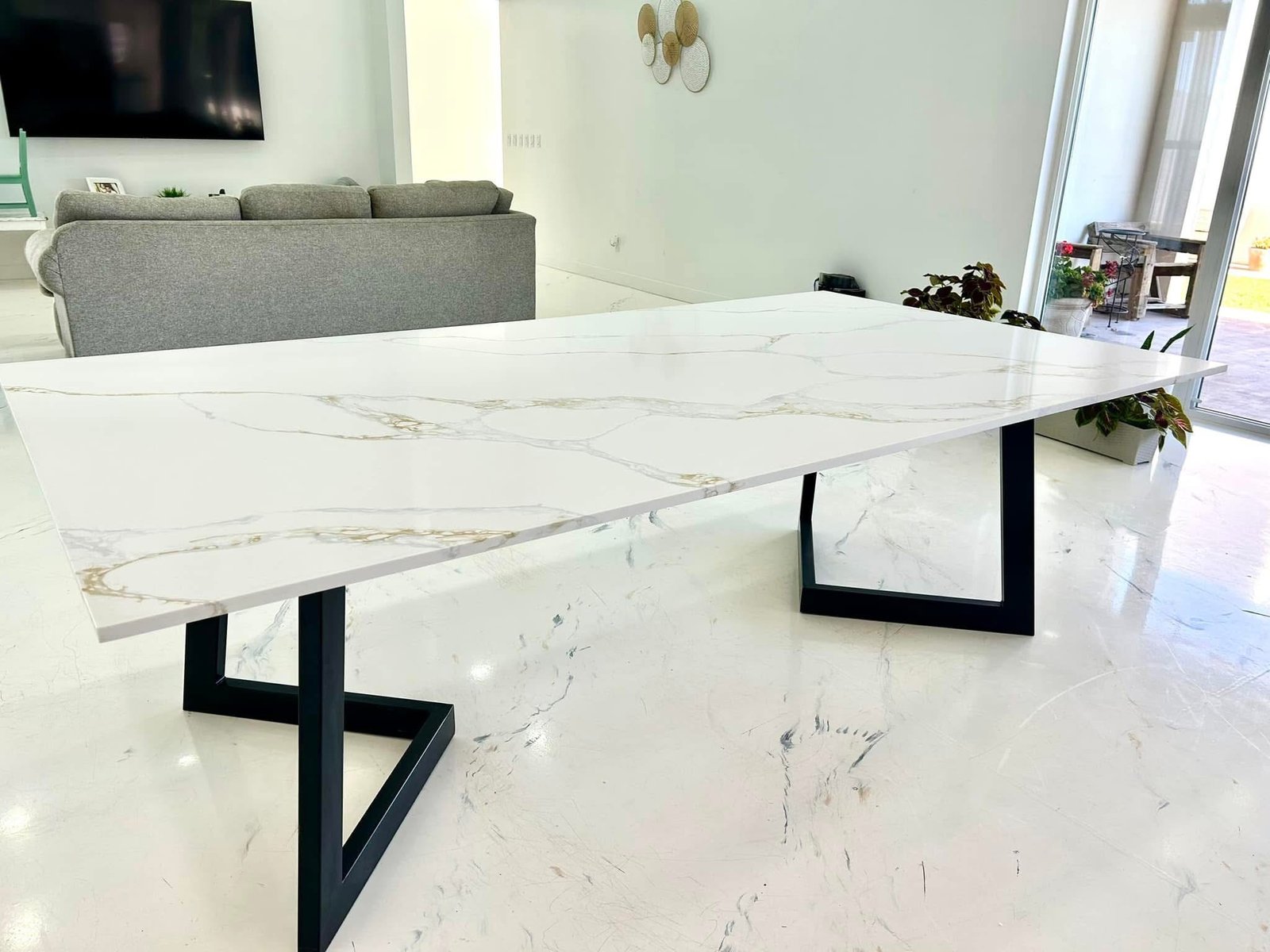 mesa-cuarzo-calacatta-gold-&-gray2