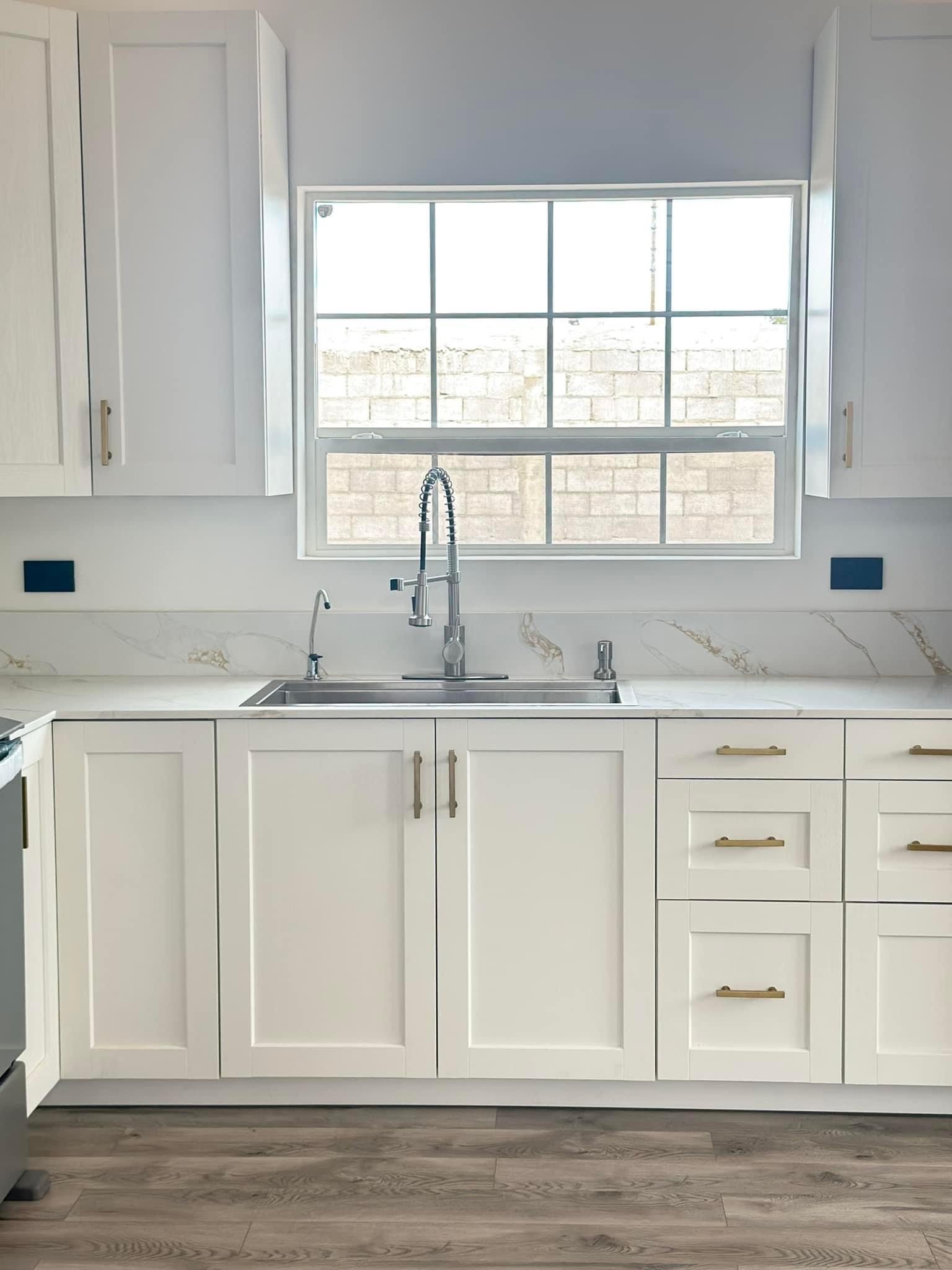 cuarzo-calacatta-gold-and-gray2